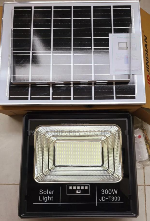 300w Solar Floodlight - main view