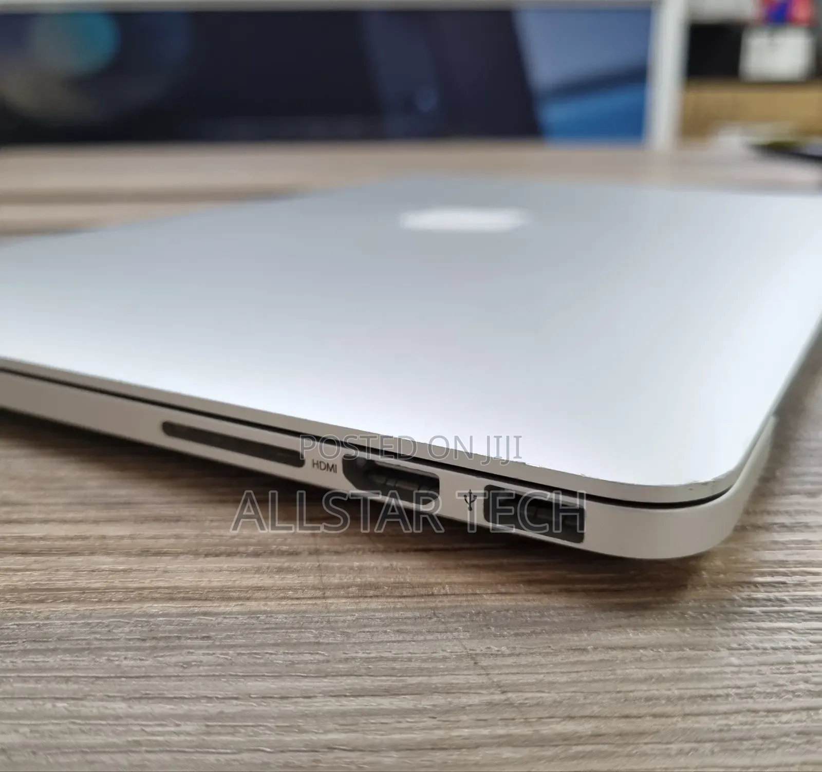 Laptop Apple MacBook Pro 2015 8GB Intel Core I5 SSD 128GB