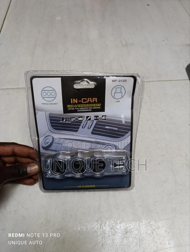 3 in 1 Car Charger With 1 USB 3 Cigarette Lighter Extension - main view