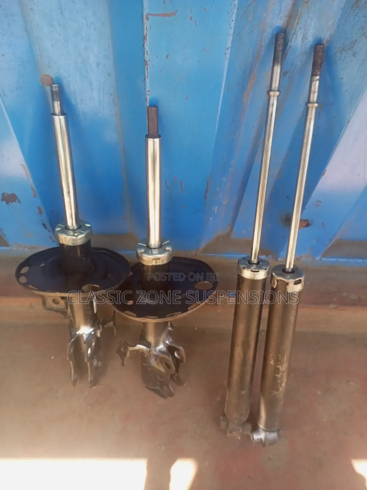 Toyota Auris Shocks.