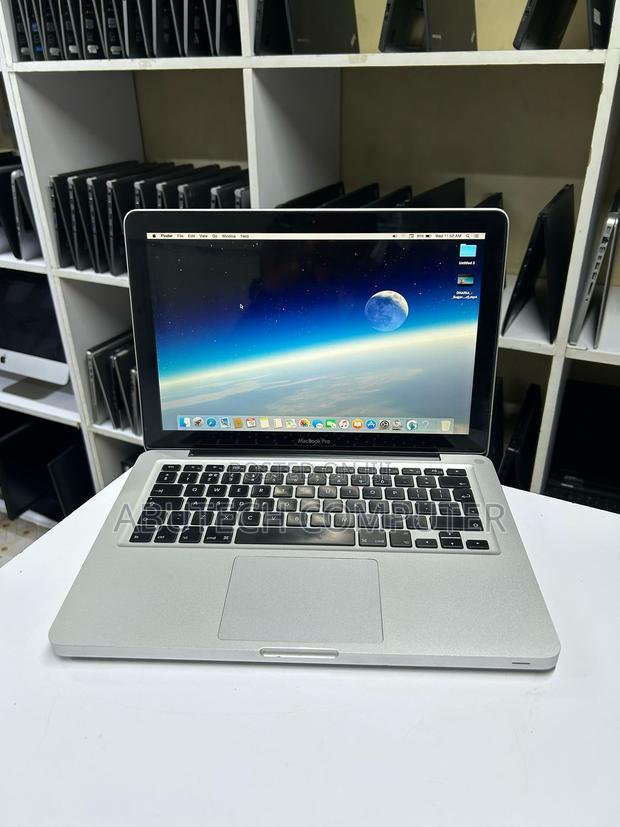 Laptop Apple MacBook 4GB Intel Core 2 Duo SSD 256GB - thumbnail 3