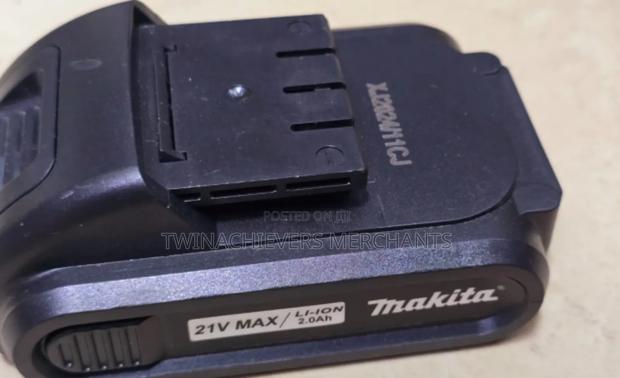 Makita Cordless Battery 21v - main view