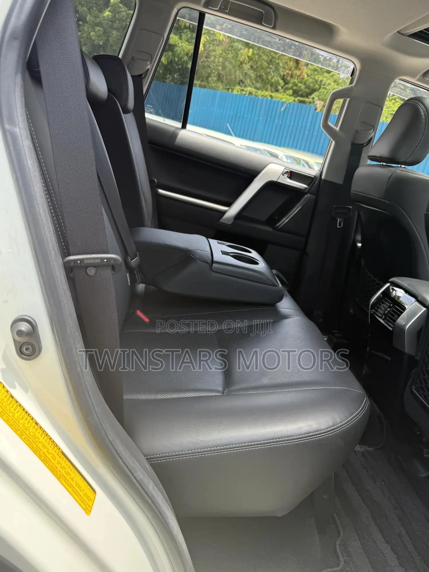 Toyota Land Cruiser Prado 2.8 2019 White