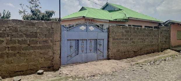 4bdrm House in Kayole, Lake View for sale