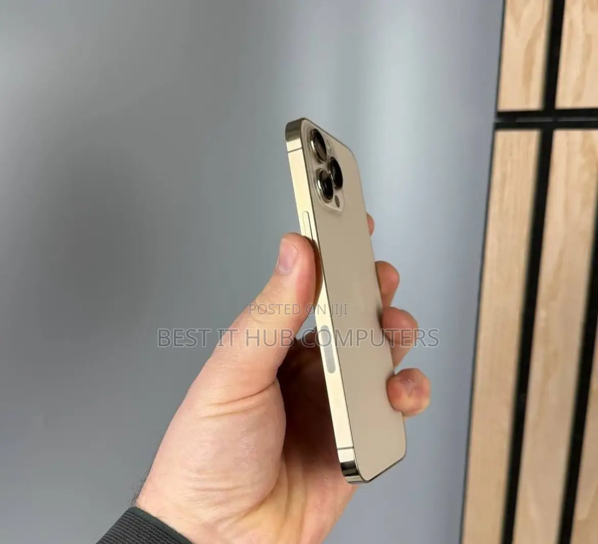 Apple iPhone 13 256 GB Gold