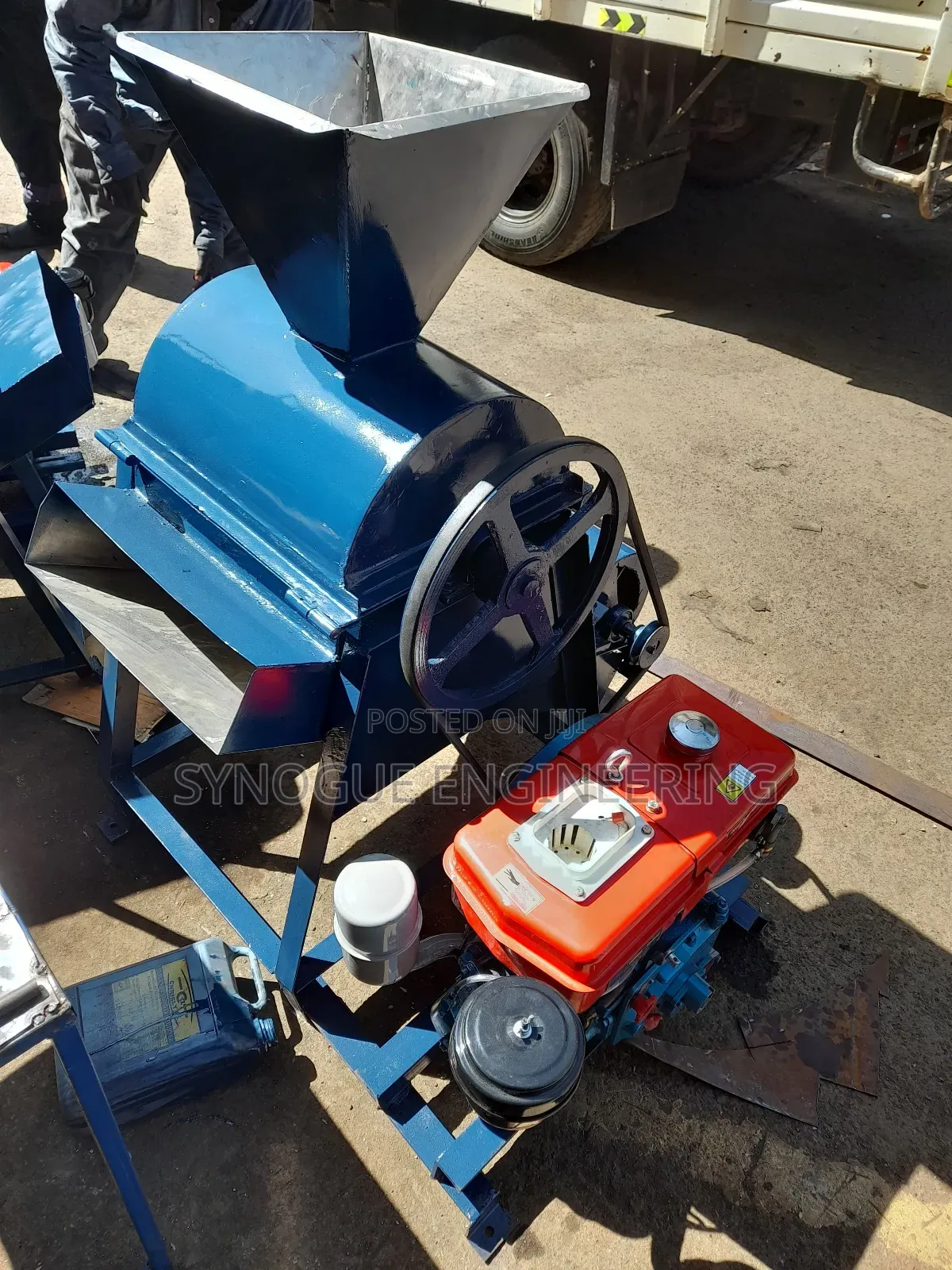 Nut Skin Peeling Machine - Diesel Engine