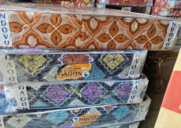 High Density Mattress4*6_6inches - main view