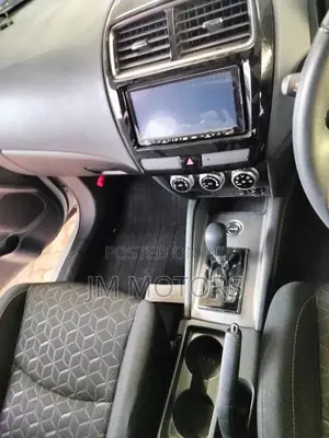 Mitsubishi RVR 2019 White