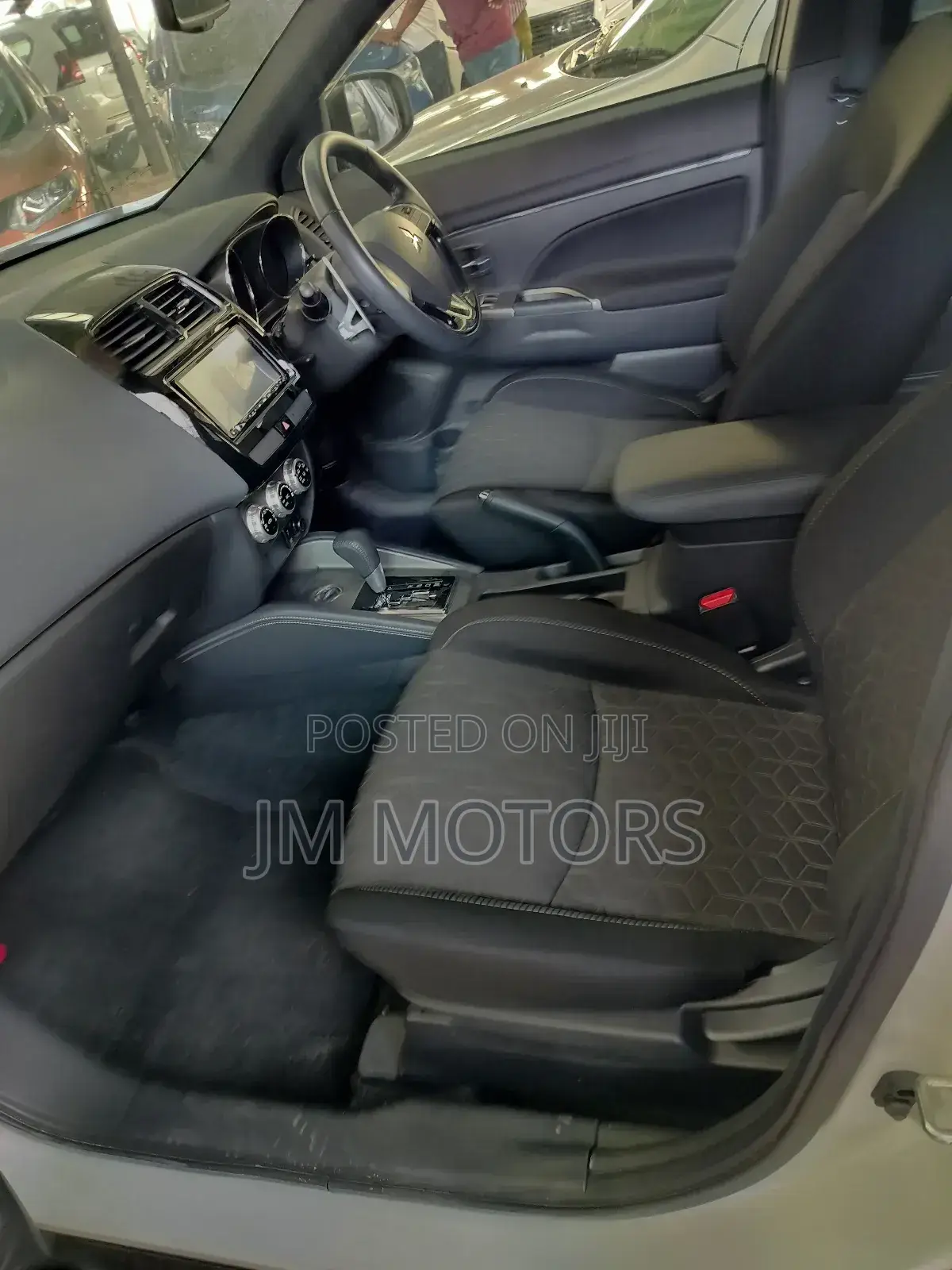 Mitsubishi RVR 2019 White