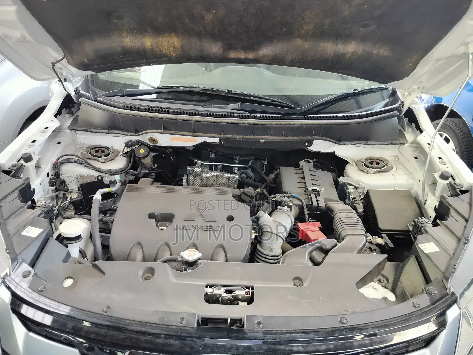 Mitsubishi RVR 2019 White