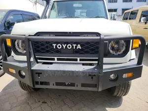 Toyota Land Cruiser 2019 White