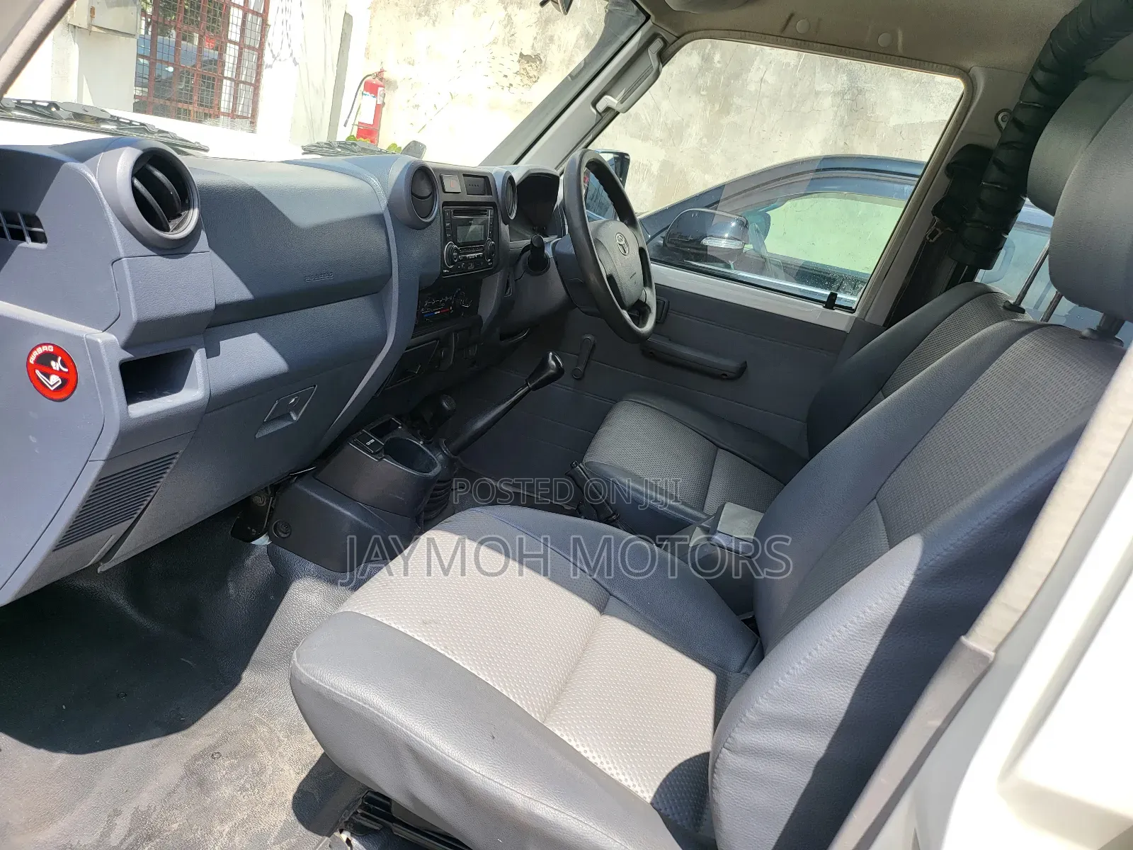 Toyota Land Cruiser 2019 White