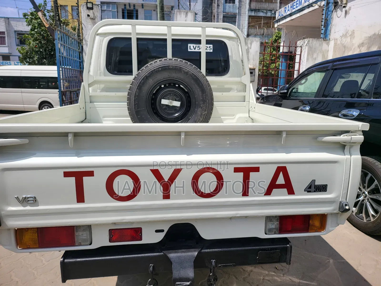 Toyota Land Cruiser 2019 White