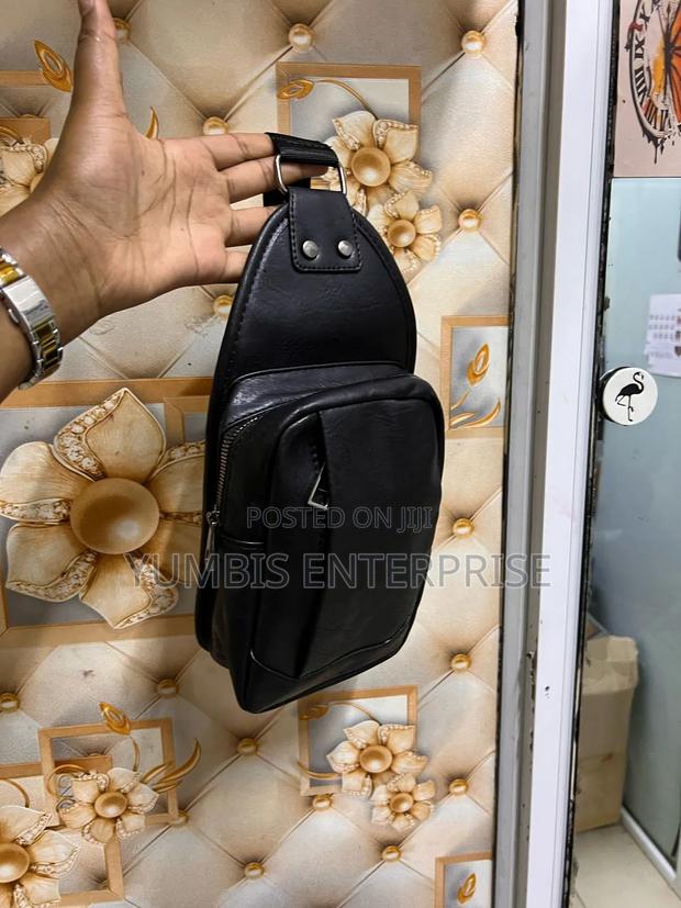 Unisex Black Shoulder Bags/Chest/Shoulder Bags