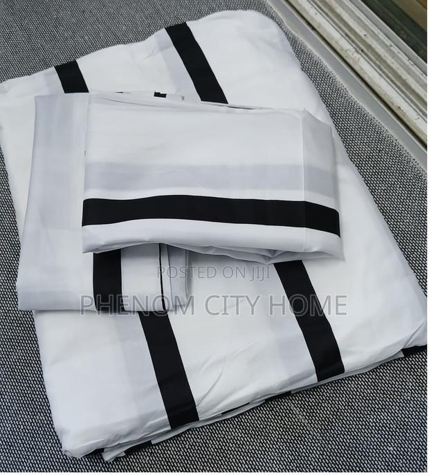 White and Black Flowerered Bedsheet Set