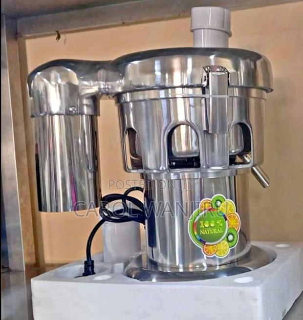Juicer Machine/ Juice Extractor Machine - main view