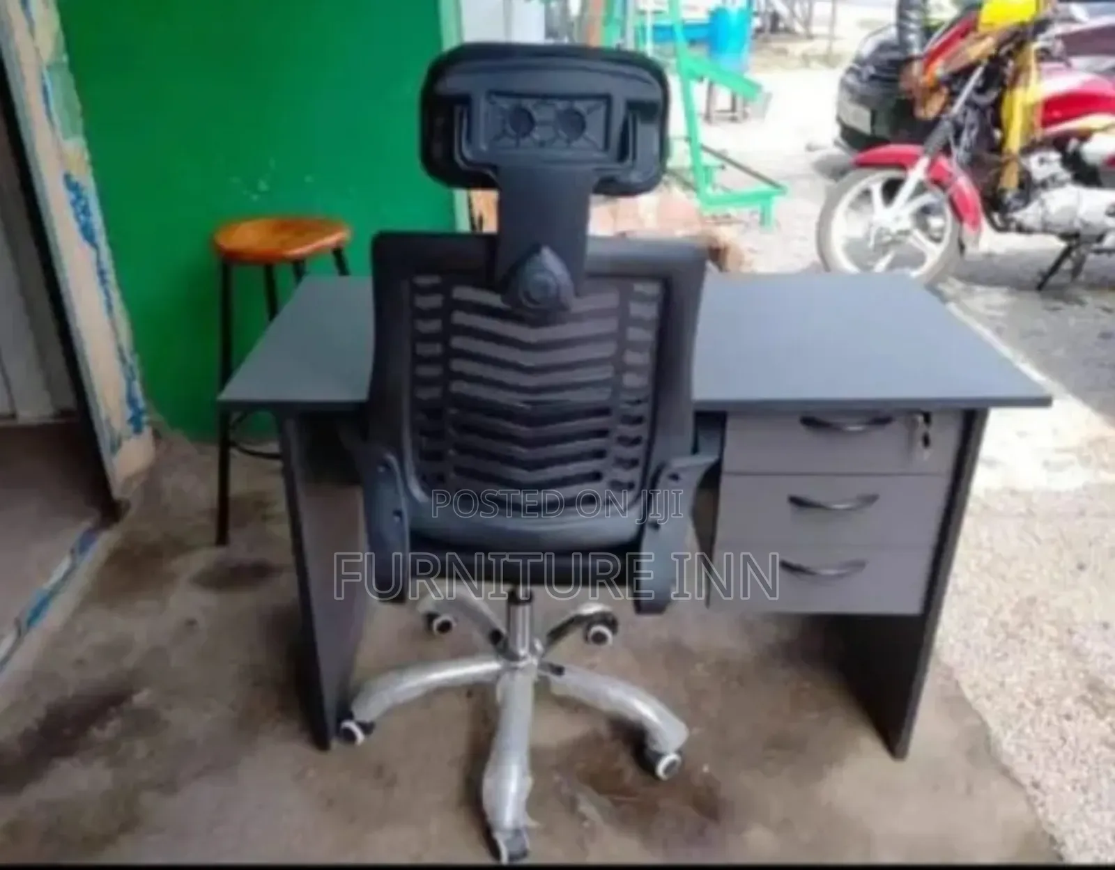 Classy Office Table and Chair