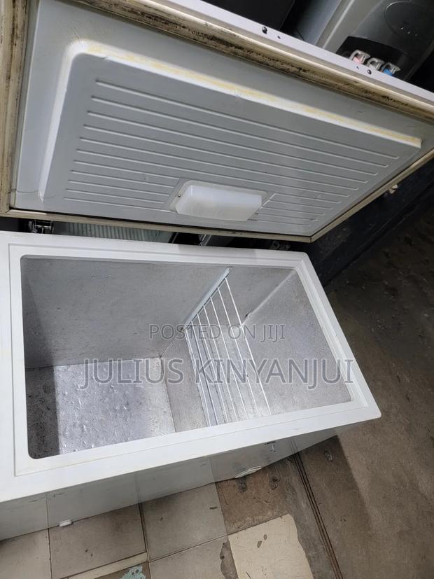 Butchery Chest Freezer 250L - thumbnail 2