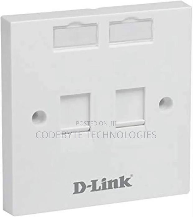 NFP-0WHI21 Dual Faceplate Withshutter ID Plate - White