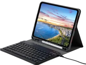 iPad 10th Gen 10.9" Smartkeyboard Flip Case With Pen Slot