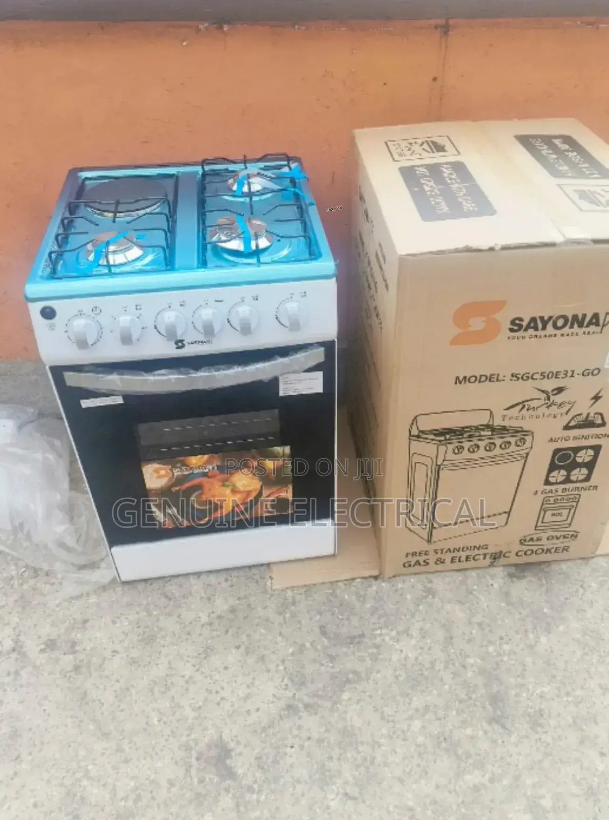 White Sayona 3+1 Electric Plate Standing Cooker, Ove S-P