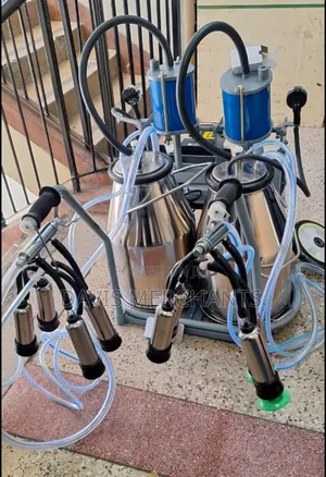 Double Barrel Electric Milking Machine With Motor