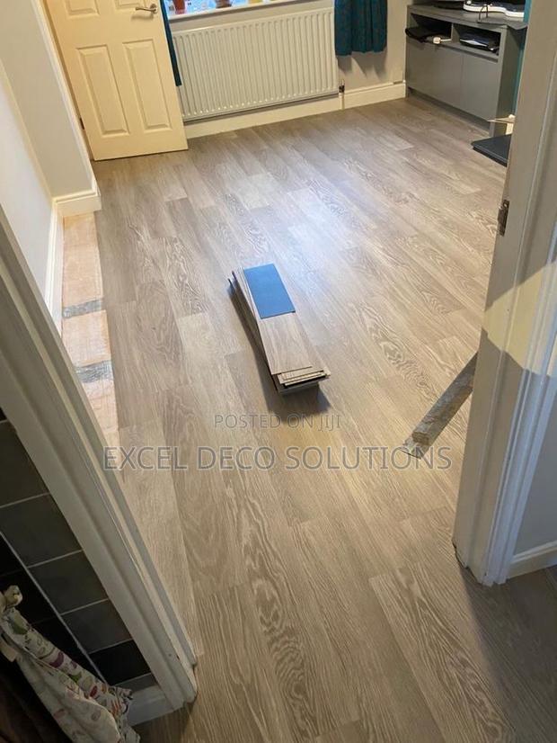 Durable LVT Floor Planks