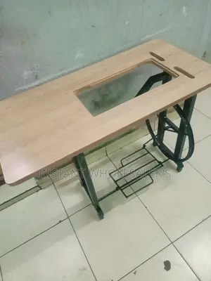 Local Sewing Machine Table