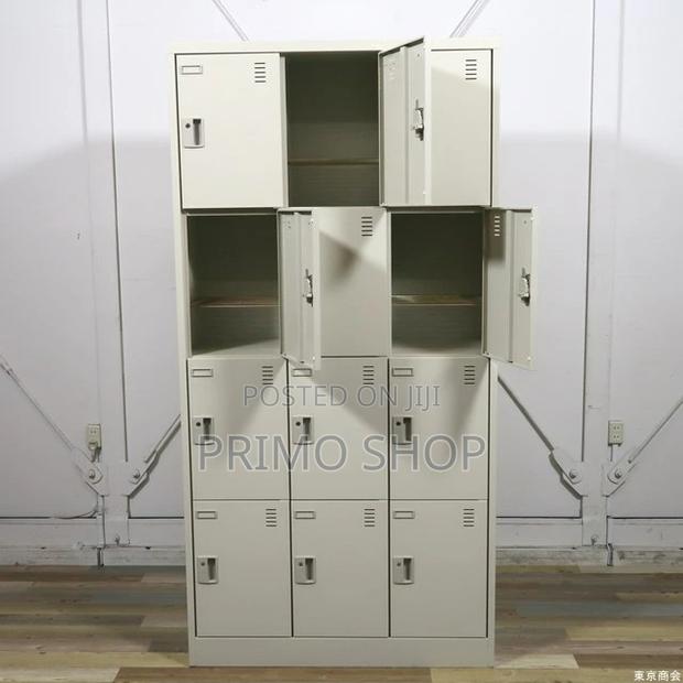Cabinets:Secure Durable Cabinet Locker for 12 People - thumbnail 4