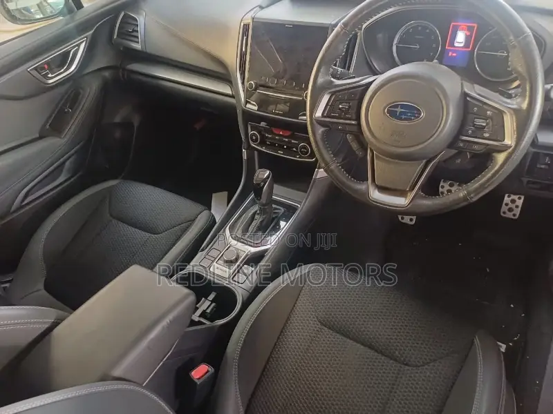 Subaru Forester Premium AWD 2019 Red