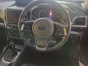 Subaru Forester Premium AWD 2019 Red