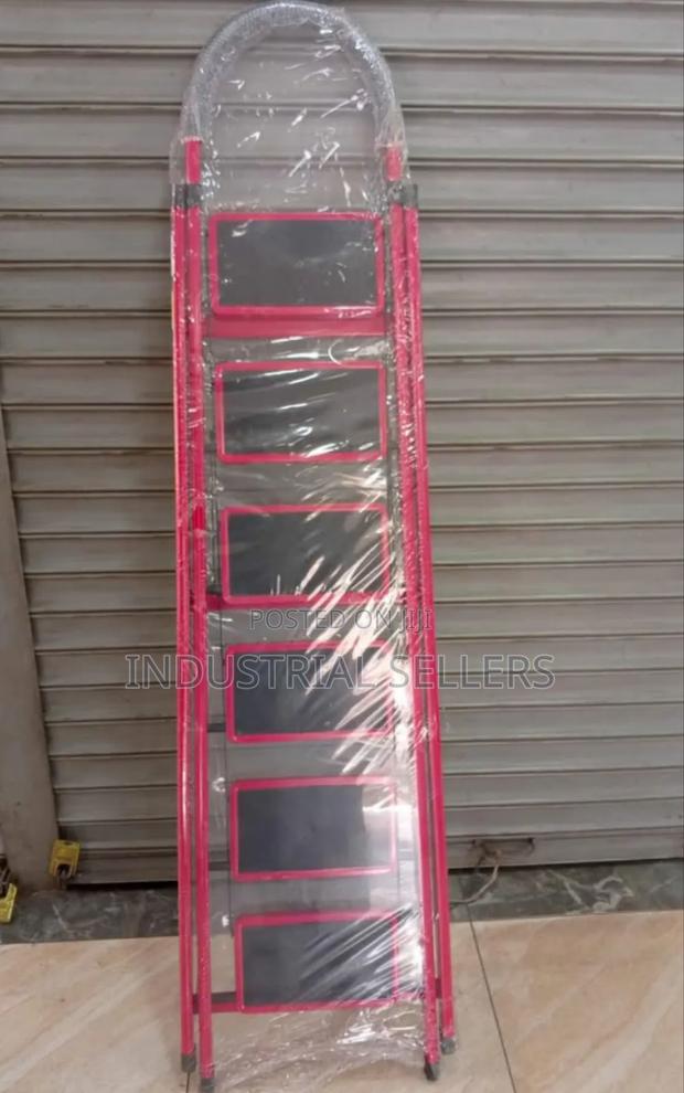 Foldable 6 Step Ladder - main view