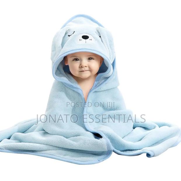 Soft Hooded Baby Bath Towel - thumbnail 2