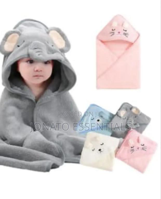 Soft Hooded Baby Bath Towel - thumbnail 3