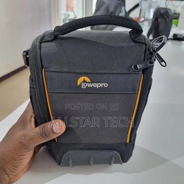 Lowepro Bag for Cyber-Shot, Powershot or Coolpix Cameras