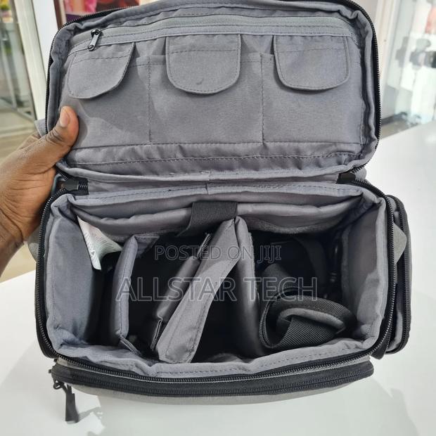 Amazon Basic Quality Bag For All DSLR Cameras - thumbnail 2