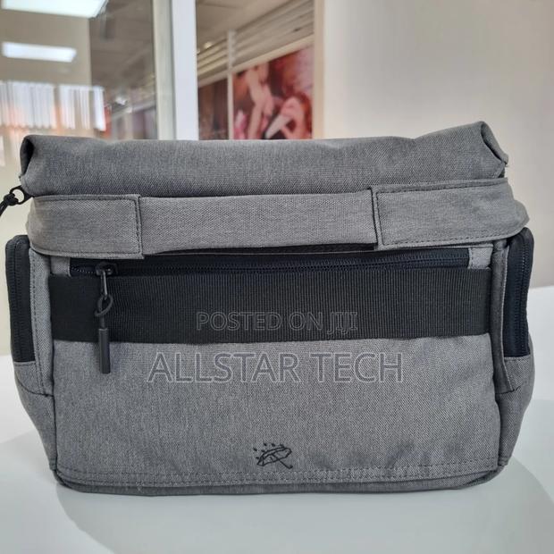 Amazon Basic Quality Bag For All DSLR Cameras - thumbnail 5