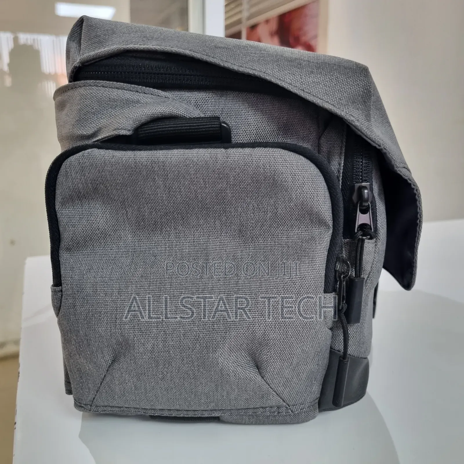 Amazon Basic Quality Bag For All DSLR Cameras