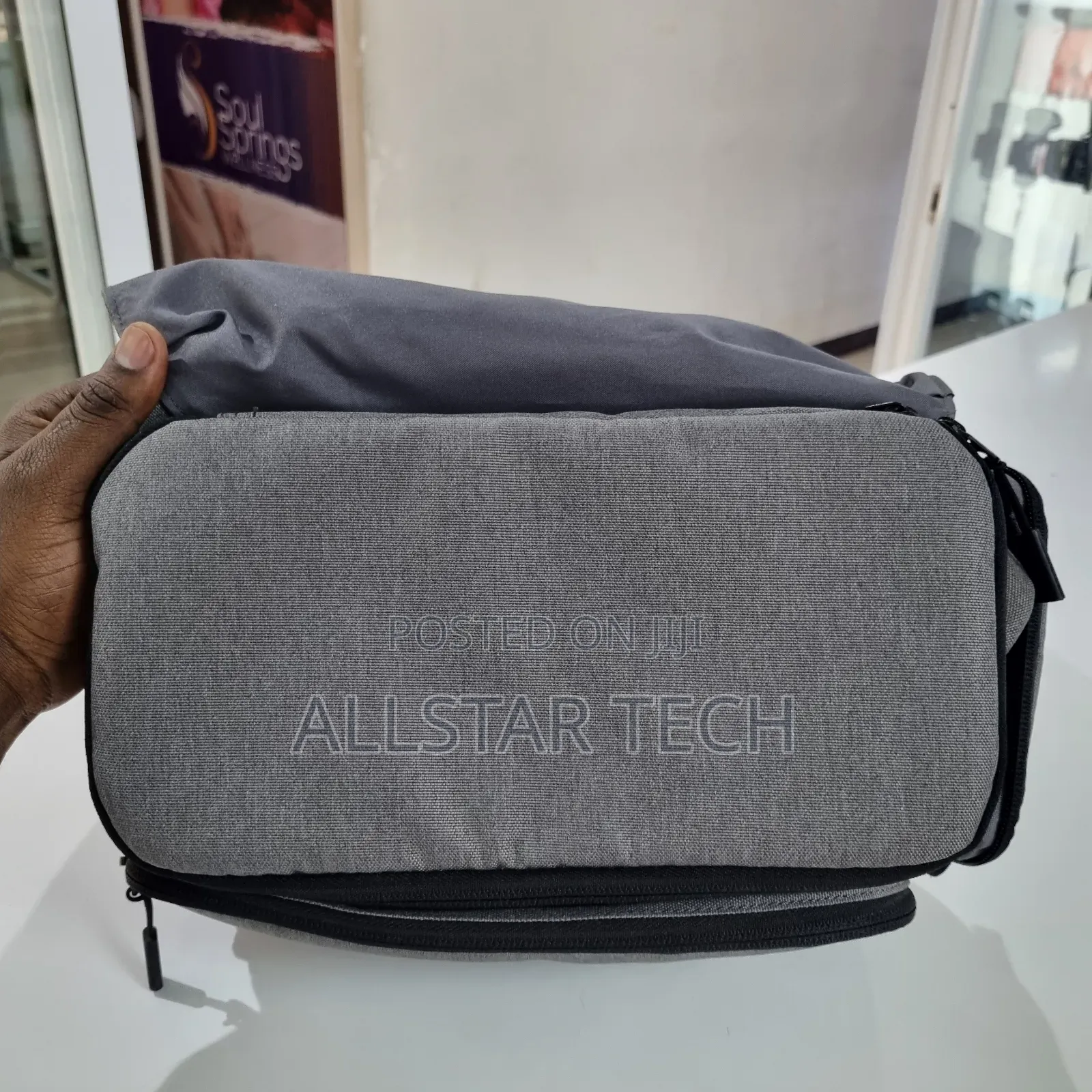 Amazon Basic Quality Bag For All DSLR Cameras