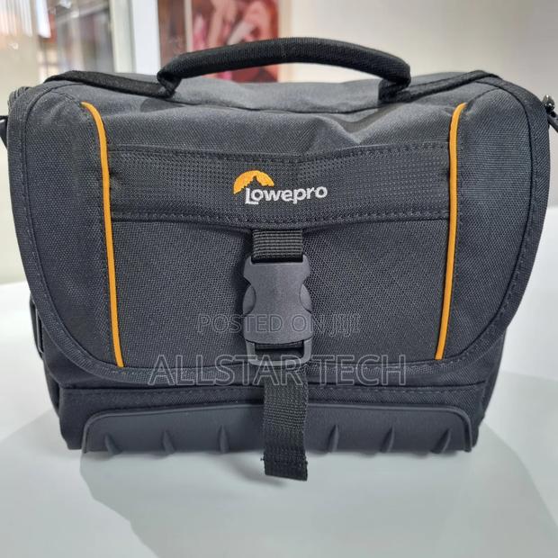Lowepro Camera Bag for All DSLR Cameras and Cyber-Shot Cams