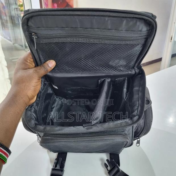 Camera Bag for All Types of DSLR Cameras - thumbnail 2