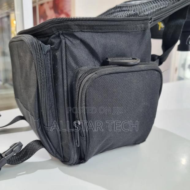 Camera Bag for All Types of DSLR Cameras - thumbnail 4