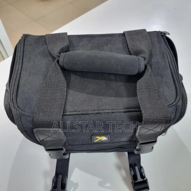 Camera Bag for All Types of DSLR Cameras - thumbnail 5