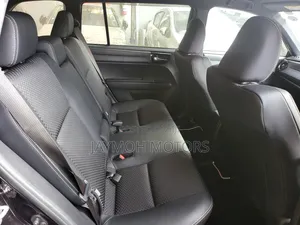 Toyota Corolla Fielder 2018 Purple