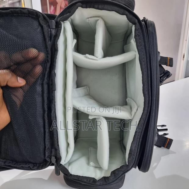 Amazon Basic Camera Bag for Heavy-Duty Cameras - thumbnail 3