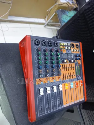 4 Channels Powered Megatron