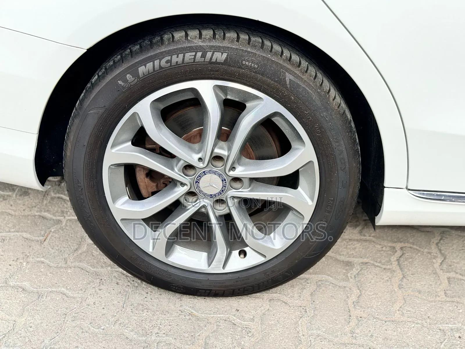 Mercedes-Benz E200 2016 White