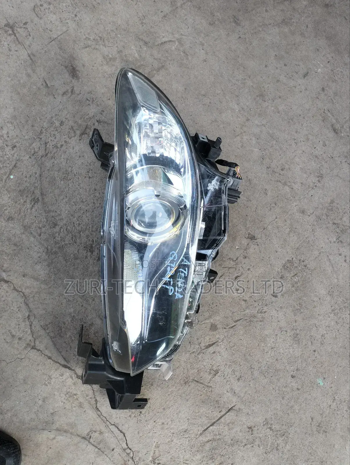 Mazda Atenza 2014 Headlight