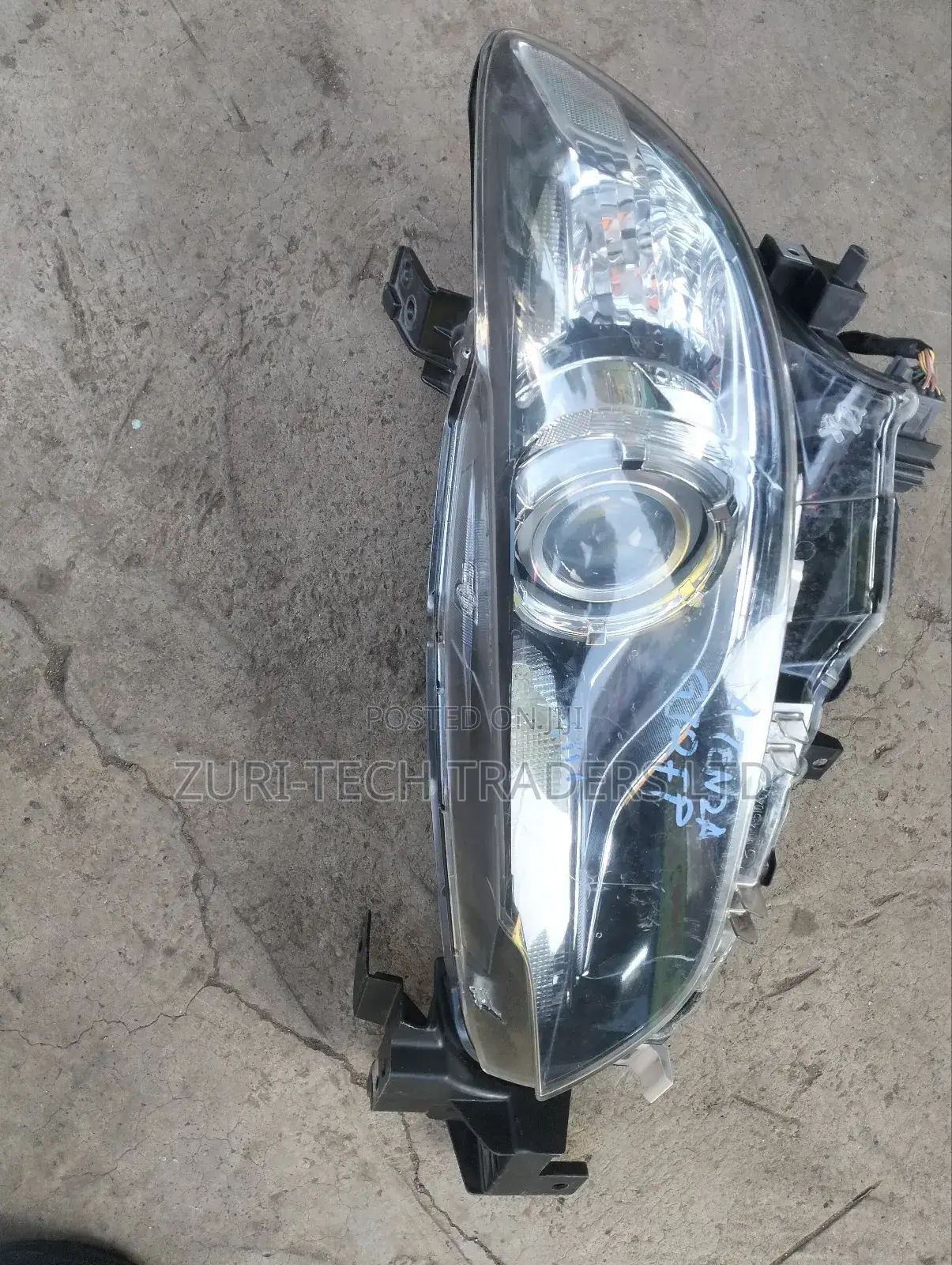 Mazda Atenza 2014 Headlight
