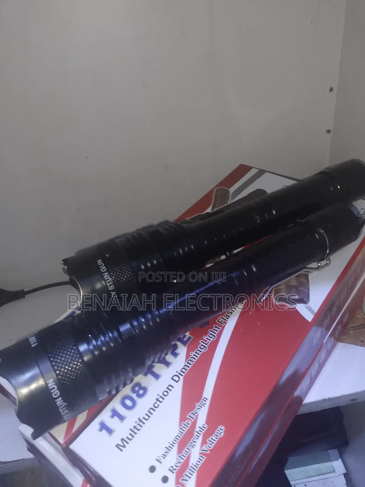Rechargeable Torches.Fashionable Design 1108